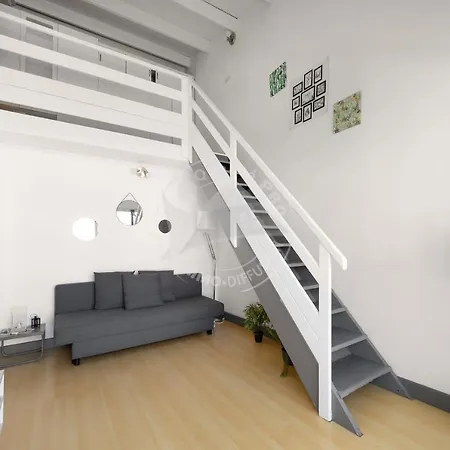 As20235 - Studio Mezzanine Au Centre * Le Grau-du-Roi